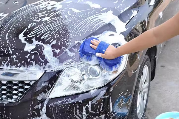 汽车洗车打蜡